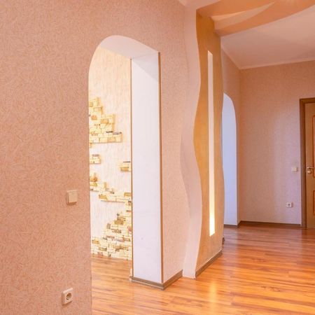 Big Studio Apartment Near River Mall Kiev Eksteriør billede
